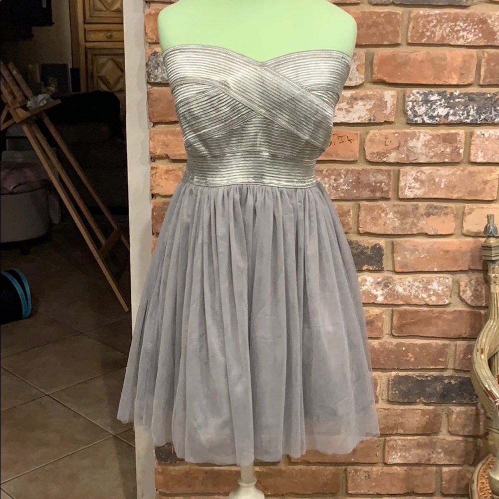 strapless dress